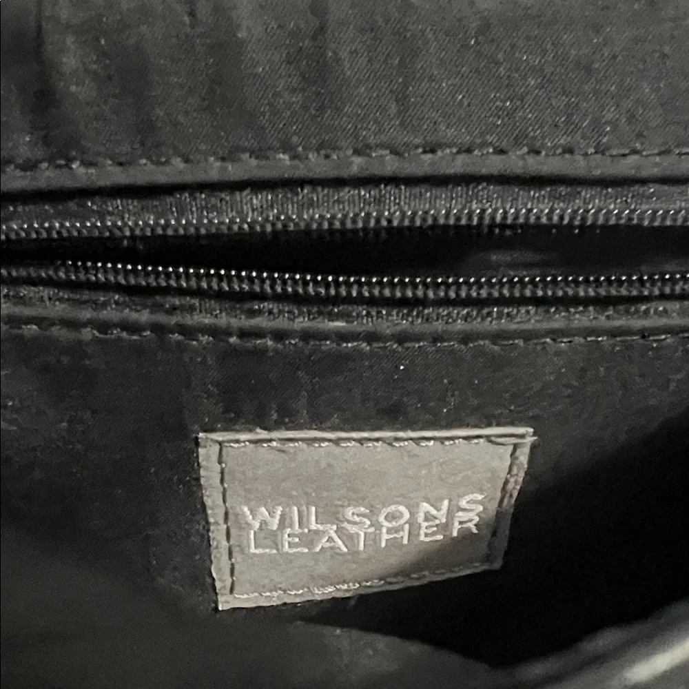 Wilsons Leather Black Men's Messenger Crossbody Bag with Silver Hardware